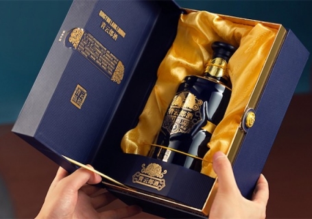 达州青云郎酒年份酒为什么比飞天茅台贵那么多，定价是否合理？值得收藏回收吗？