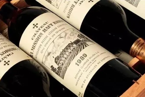 达州世界顶级红酒瑰宝：美讯酒庄干红葡萄酒的传奇之旅