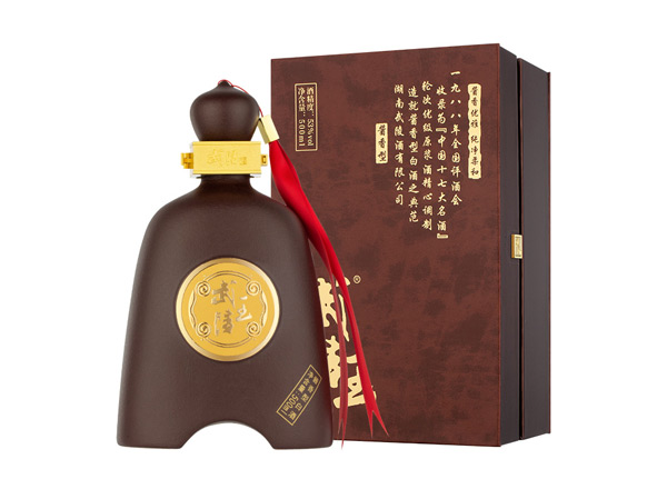 达州武陵酒回收武陵王武王礼盒装白酒