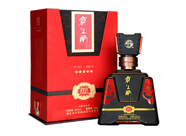 达州石花霸王醉回收霸王醉君享70度白酒礼盒